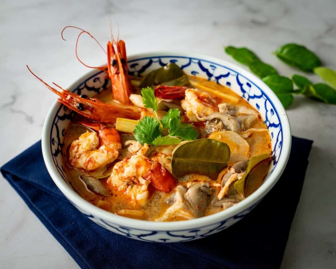 beginners guide to cook Tom Yong goong